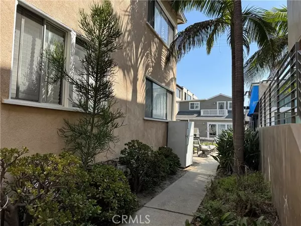 Manhattan Beach, CA 90266,125 9th Street