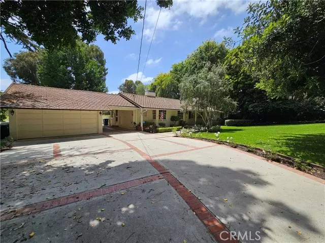 Rolling Hills Estates, CA 90274,44 Strawberry Lane