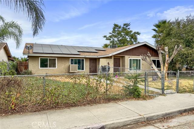 970 Rosalia Avenue, Hemet, CA 92543