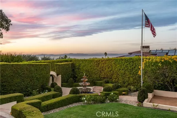 Palos Verdes Estates, CA 90274,2105 Via Visalia