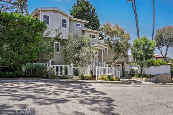 1561 Curtis Avenue, Manhattan Beach, CA 90266