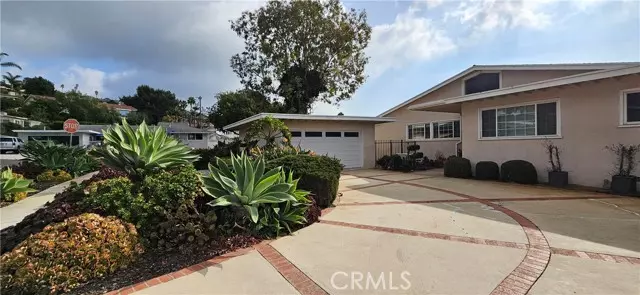 Rancho Palos Verdes, CA 90275,3904 Admirable Drive