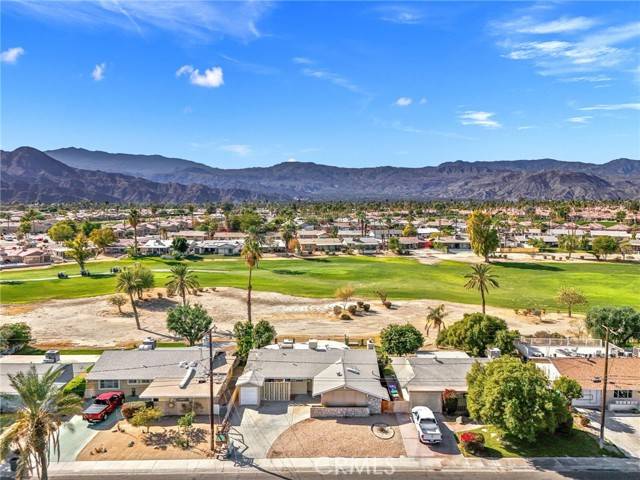 42715 Kansas Street, Palm Desert, CA 92211