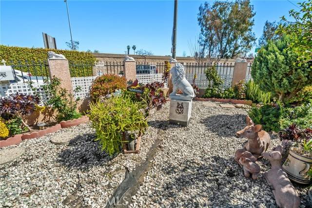Hawthorne, CA 90250,3830 W 118th Street