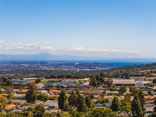 Rancho Palos Verdes, CA 90275,27012 Freeport Road