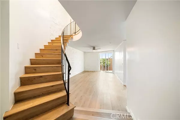 240 W Queen Street #10, Inglewood, CA 90301