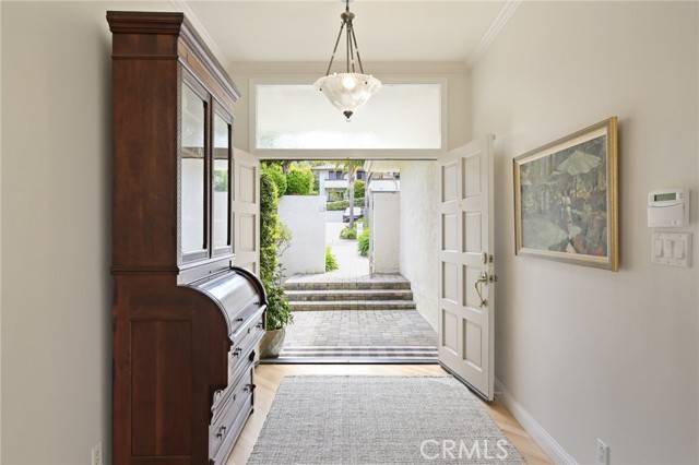Palos Verdes Estates, CA 90274,1917 Via Estudillo