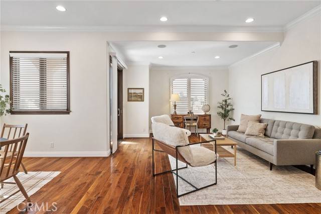 Manhattan Beach, CA 90266,424 Marine Avenue