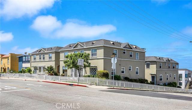 1535 Monterey Boulevard, Hermosa Beach, CA 90254