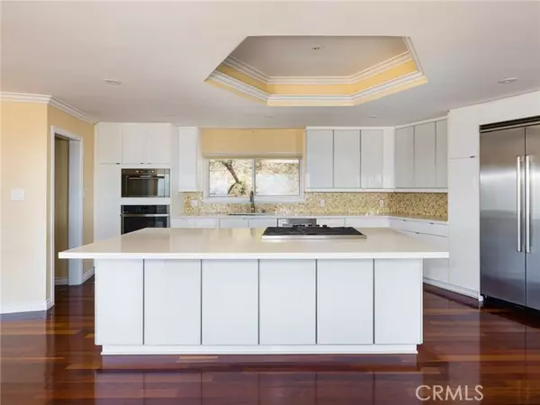 Rancho Palos Verdes, CA 90275,3311 Crownview Drive