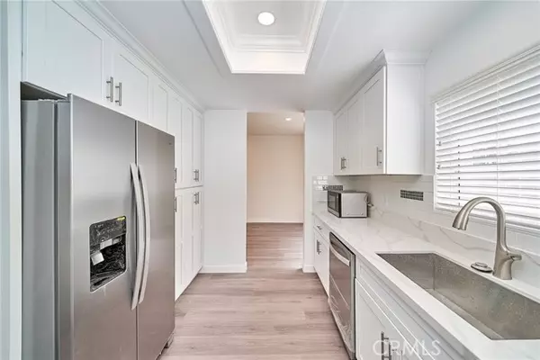 Gardena, CA 90249,15832 Apollo Place