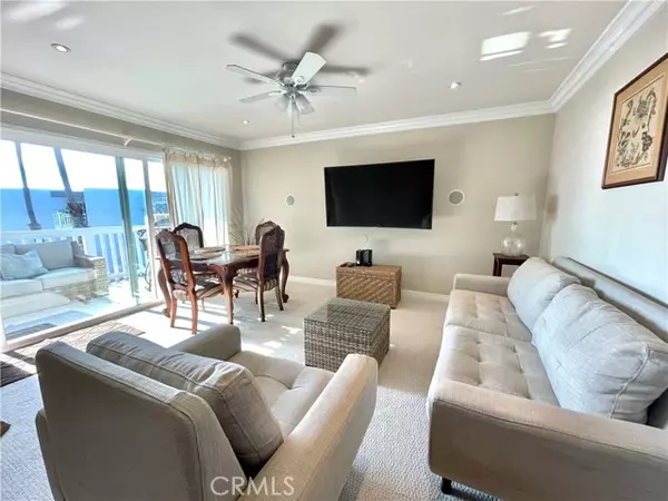 Redondo Beach, CA 90277,650 The Village #312