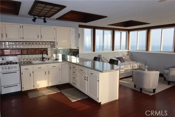 San Pedro (los Angeles), CA 90731,1481 W Paseo Del Mar