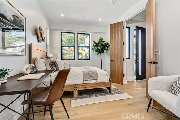 Redondo Beach, CA 90278,2604 Grant Avenue #A