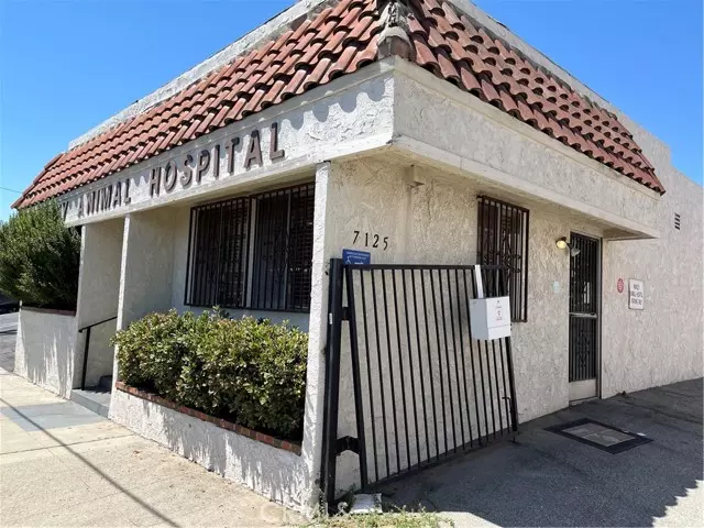 Reseda (los Angeles), CA 91335,7125 Darby Avenue