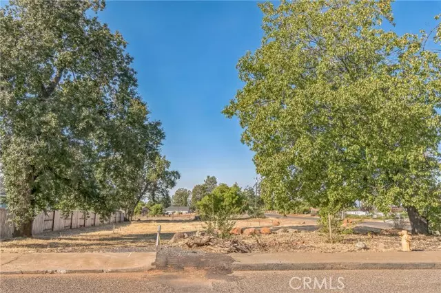 Paradise, CA 95969,300 Starlight Court