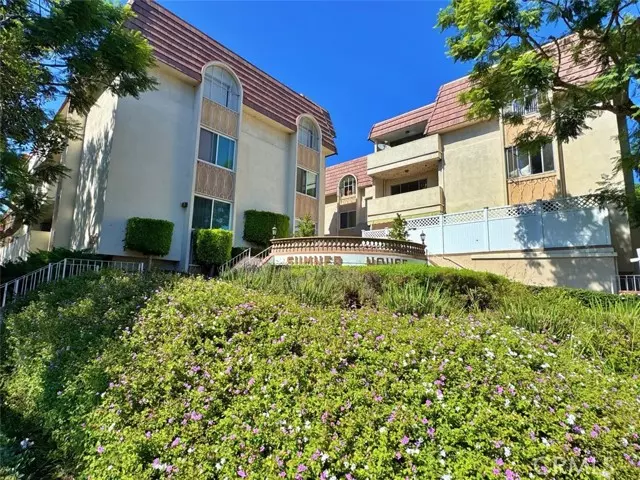 Culver City, CA 90230,5625 Sumner Way #212