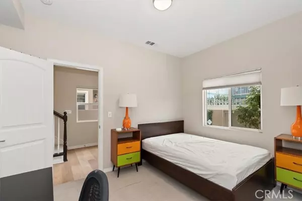 Torrance, CA 90503,20615 Amie Avenue #108