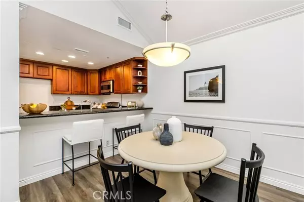 Torrance, CA 90503,2571 Plaza del Amo #310