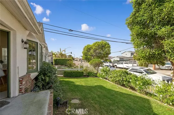 Torrance, CA 90503,4914 Halison Street