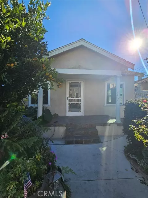 San Pedro (los Angeles), CA 90731,967 W 22nd Street