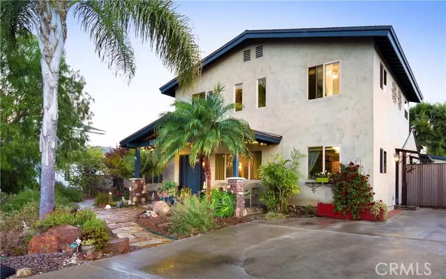 Costa Mesa, CA 92627,923 Dogwood