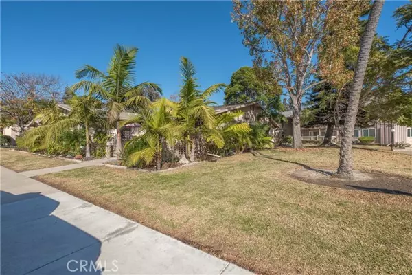 1861 St John Road #38C, Seal Beach, CA 90740