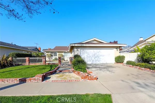 4917 Hazelnut, Seal Beach, CA 90740