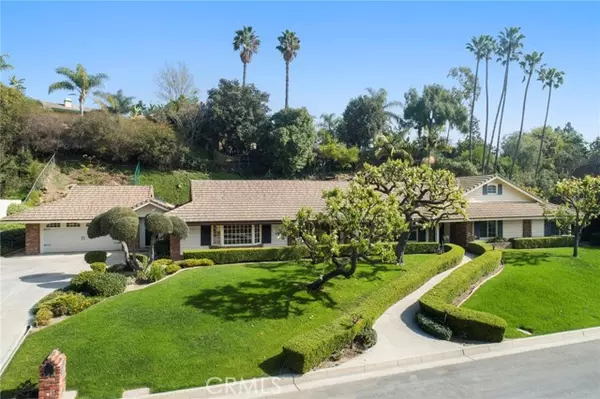 1520 Hollydale Drive, Fullerton, CA 92831