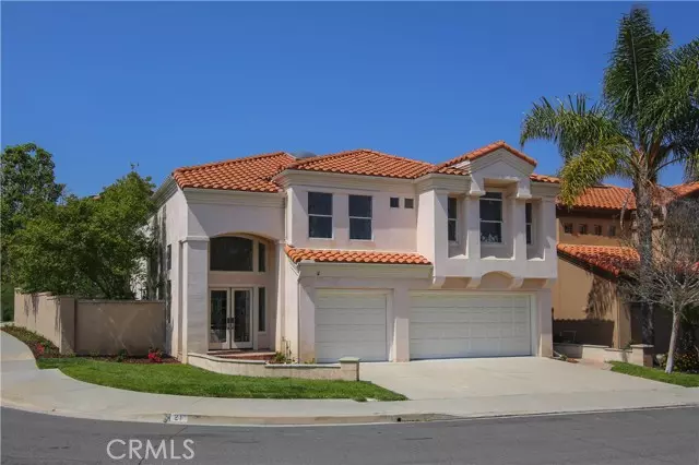 Lake Forest (el Toro), CA 92610,21 Salinas