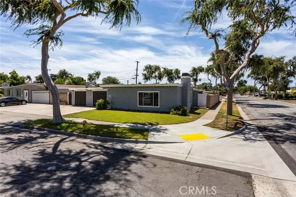 638 W West Avenue, Fullerton, CA 92832