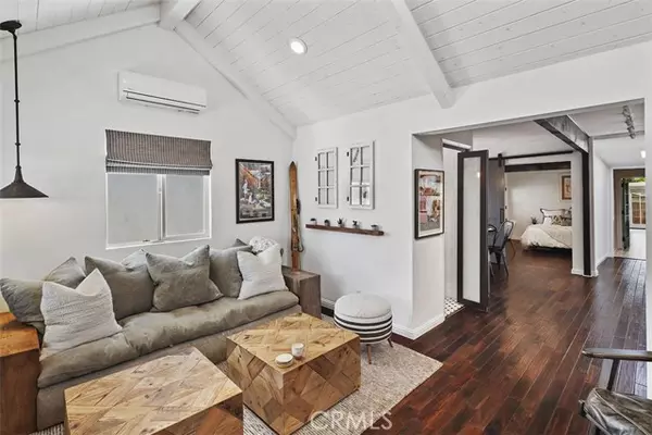 3012 Bentley Court, Santa Monica, CA 90405