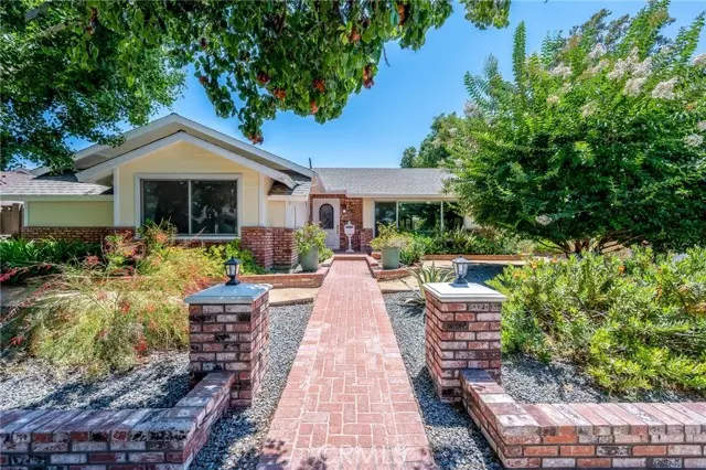 Rossmoor Socal, CA 90720,2602 Mainway Drive