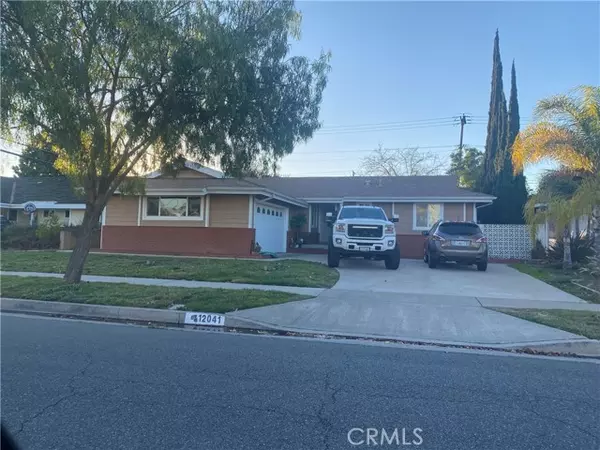 12041 Paseo Bonita, Los Alamitos, CA 90720