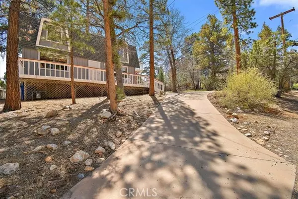 785 Wabash, Sugarloaf, CA 92386