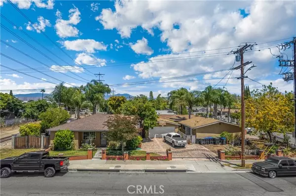 2551 Halladay Street, Santa Ana, CA 92707