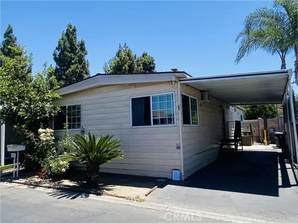 202 Green Drive, Santa Ana, CA 92703