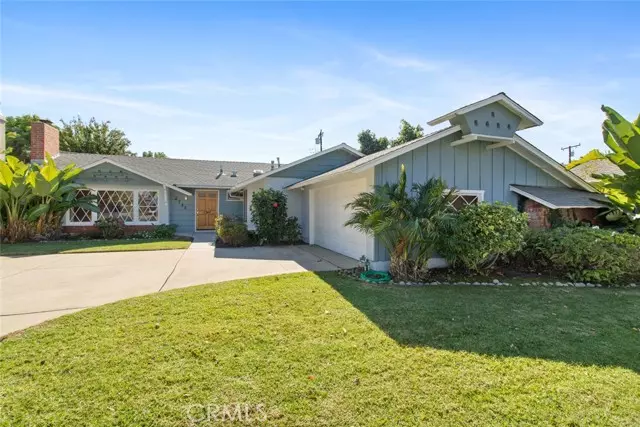 Rossmoor Socal, CA 90720,2712 Oak Knoll Drive