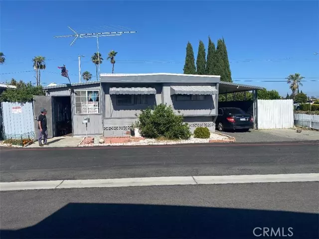 Westminster, CA 92683,14081 Magnolia Street #1