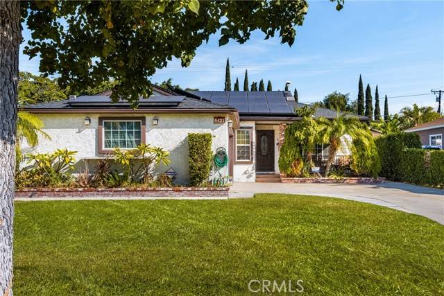 Downey, CA 90242,8421 Cavel Street