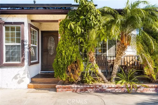 Downey, CA 90242,8421 Cavel Street