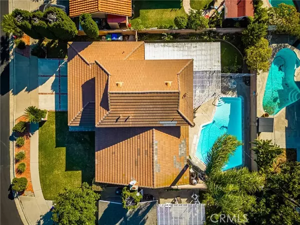 Santa Ana, CA 92705,2718 Eastside Street