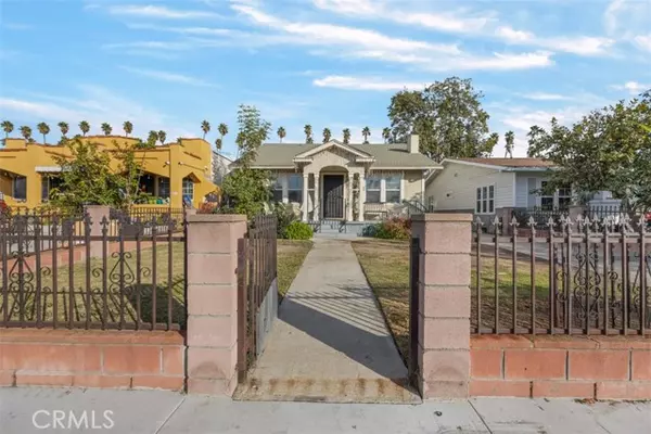 4504 Arlington Avenue, Los Angeles, CA 90043