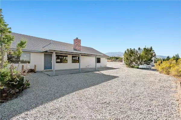 3100 Silver Ridge Drive, Pinon Hills, CA 92372