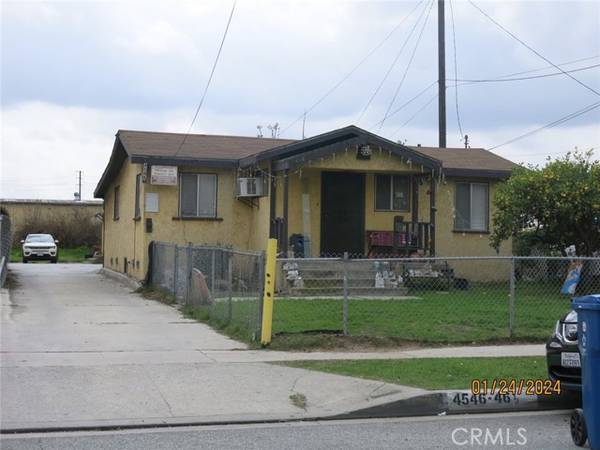 4546 santa ana, Cudahy, CA 90201