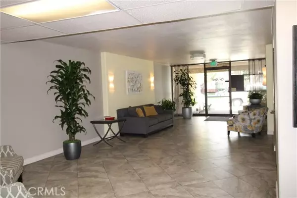 4505 California Avenue #O202, Long Beach, CA 90807