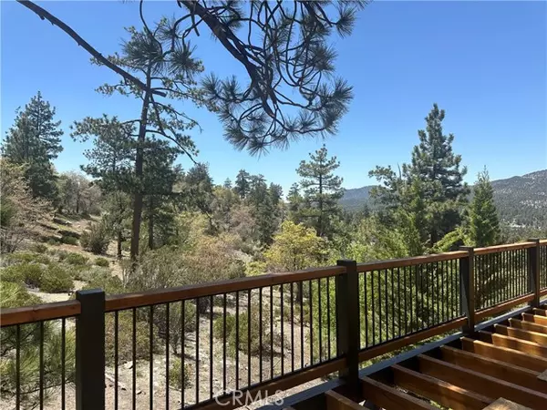 Big Bear Lake, CA 92315,324 Starlight Circle