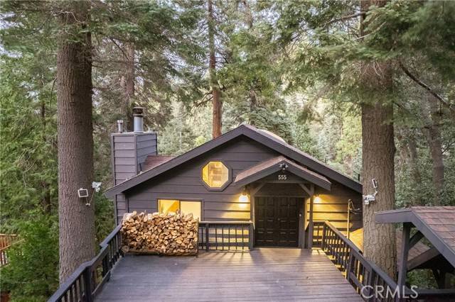 555 Dover Court, Lake Arrowhead, CA 92352