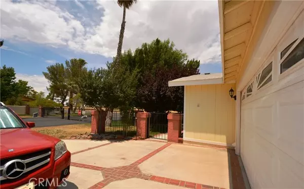 Apple Valley, CA 92308,21621 Sandia Road #16