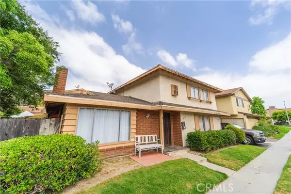 2858 W Lincoln Avenue, Anaheim, CA 92801